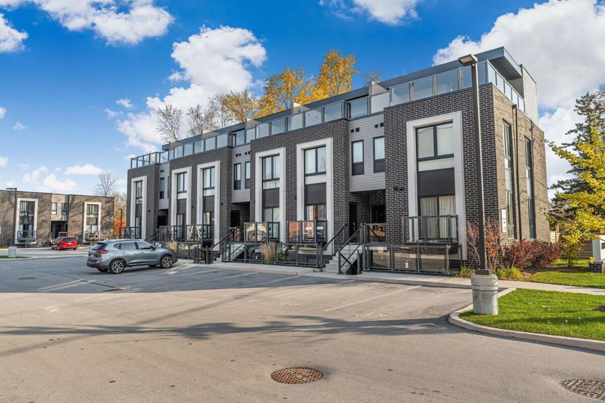 Cozy 2br Family Friendly Located Just 5 Mins Away From * Niagara Falls